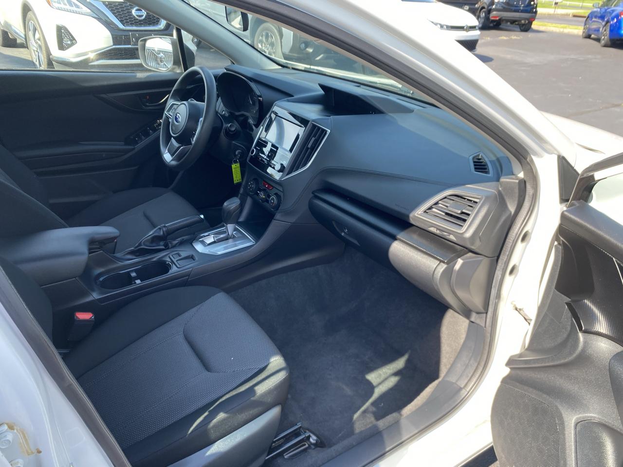 Subaru Impreza 5-door CVT 2022