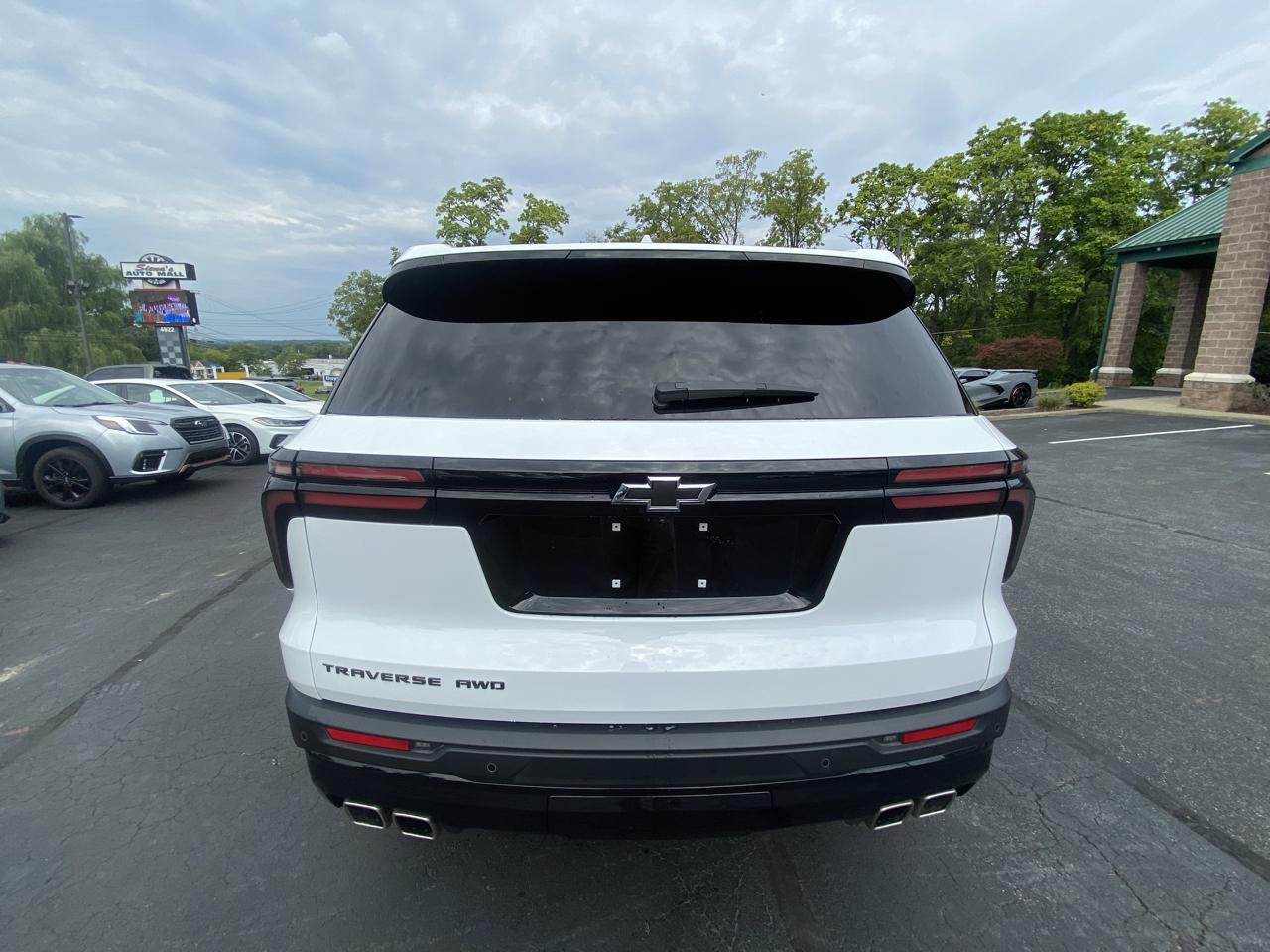Chevrolet Traverse AWD 4dr LT w/2LT 2025