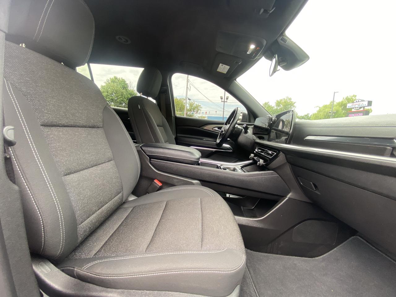 Chevrolet Traverse AWD 4dr LT w/2LT 2025
