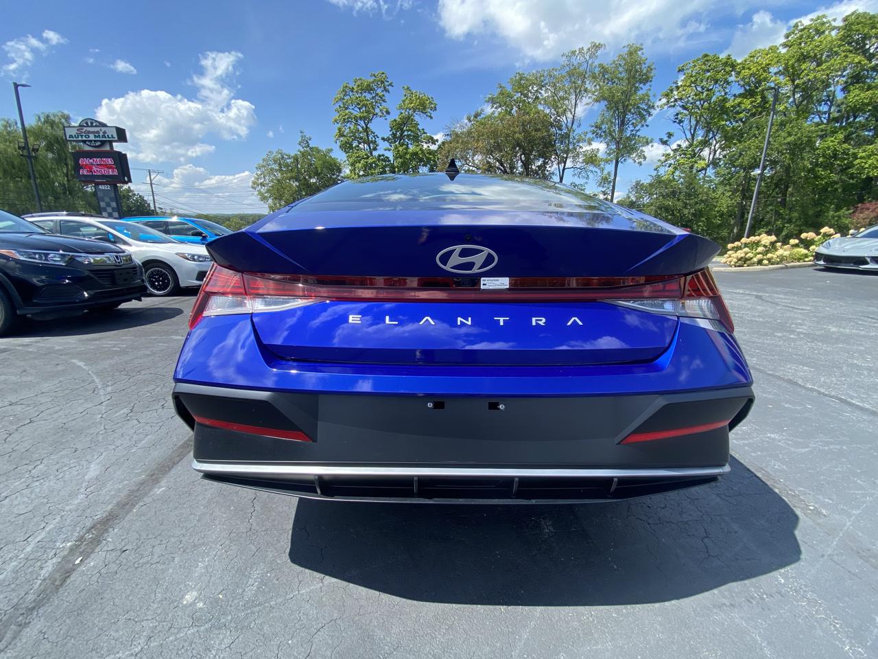 Hyundai Elantra SEL Convenience IVT 2025
