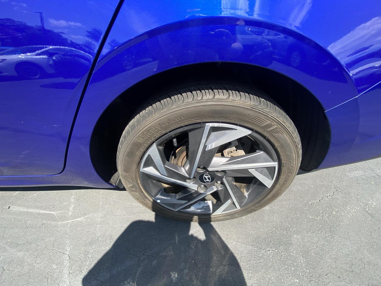 Hyundai Elantra SEL Convenience IVT 2025