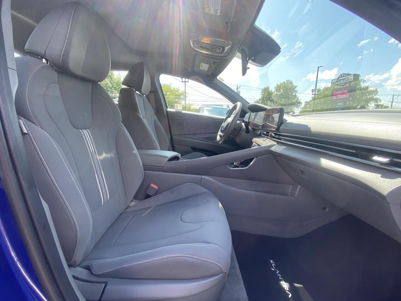 Hyundai Elantra SEL Convenience IVT 2025