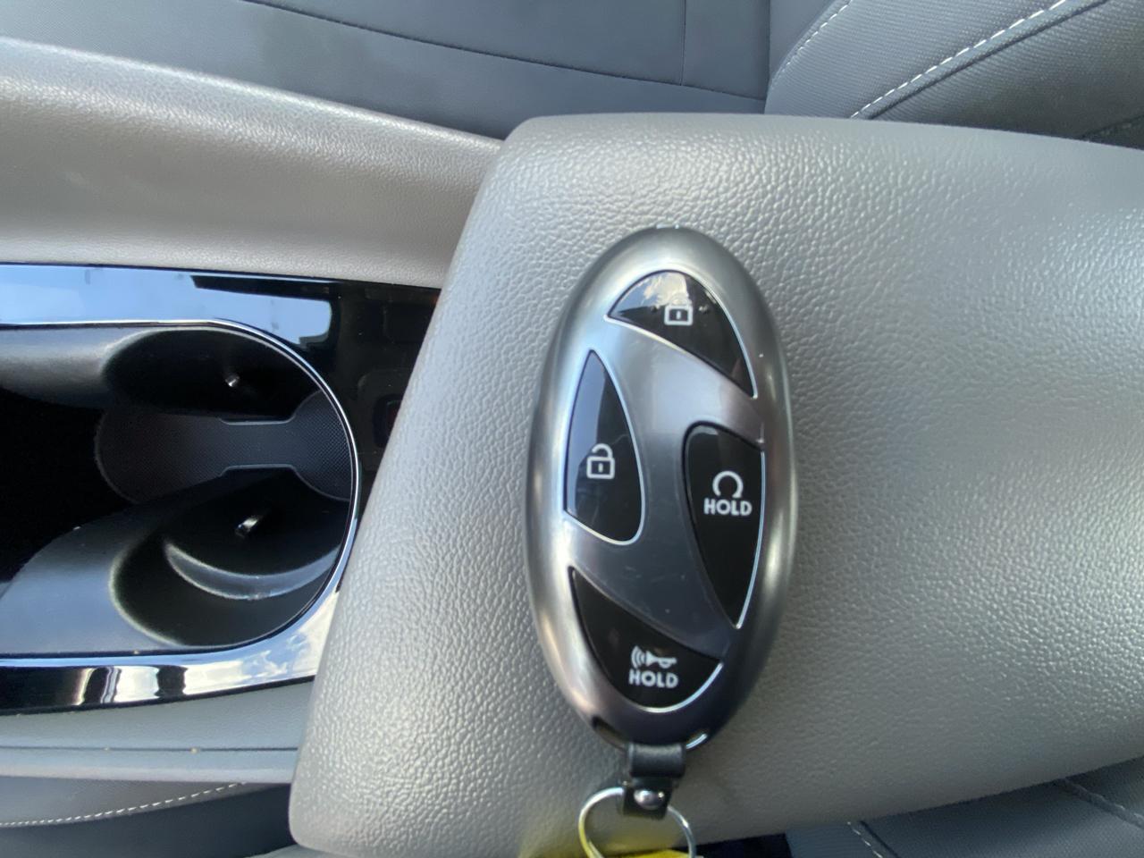 Hyundai Elantra SEL Convenience IVT 2025