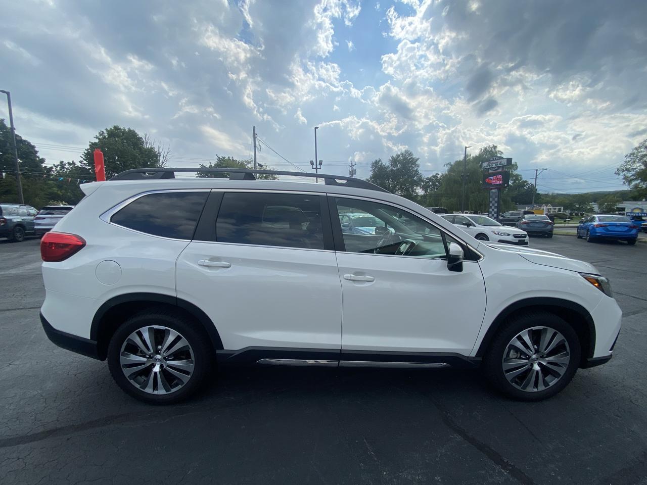 Subaru Ascent Limited 8-Passenger 2022