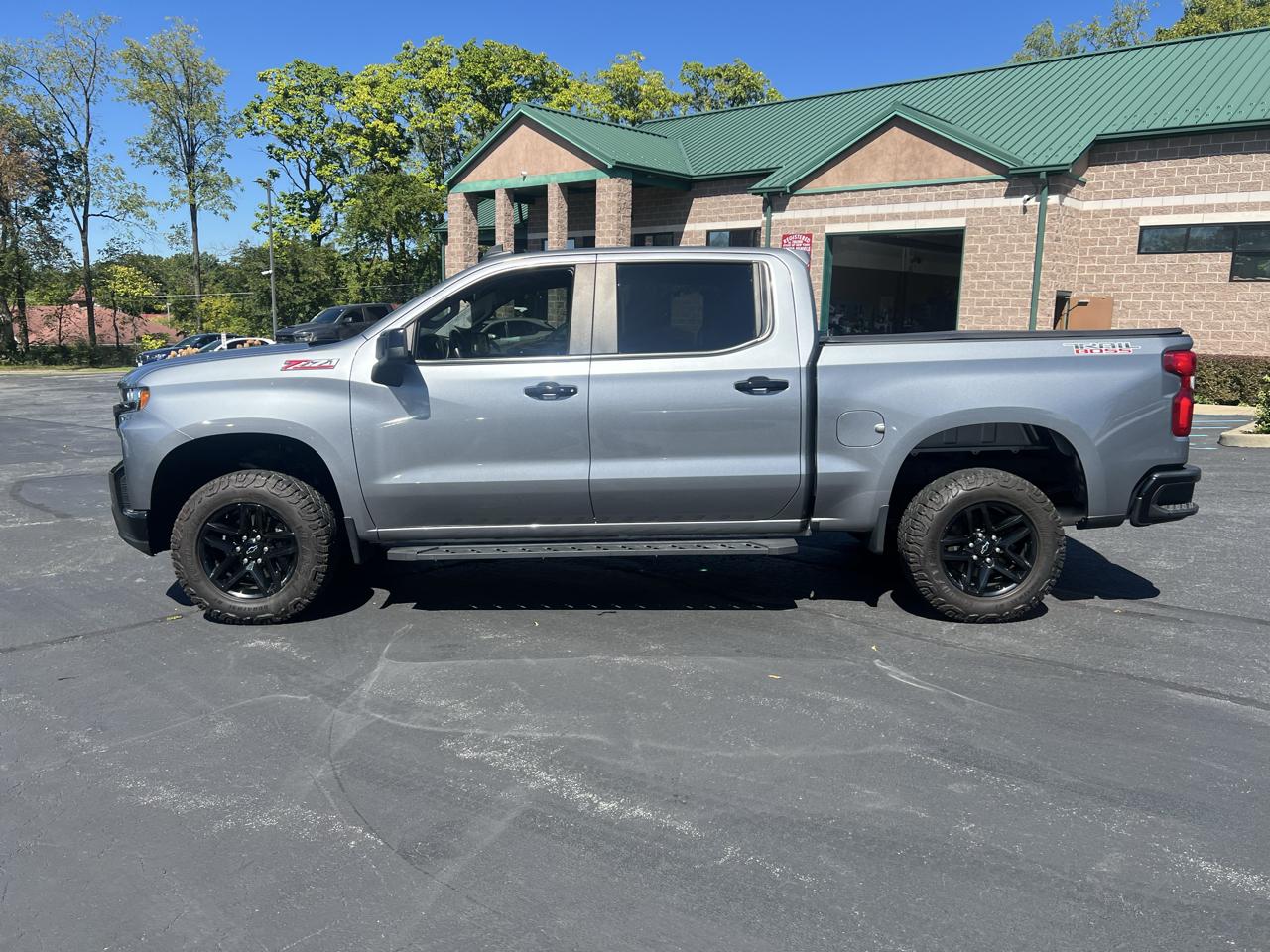 Chevrolet Silverado 1500 4WD Crew Cab 147" LT Trail Boss 2021