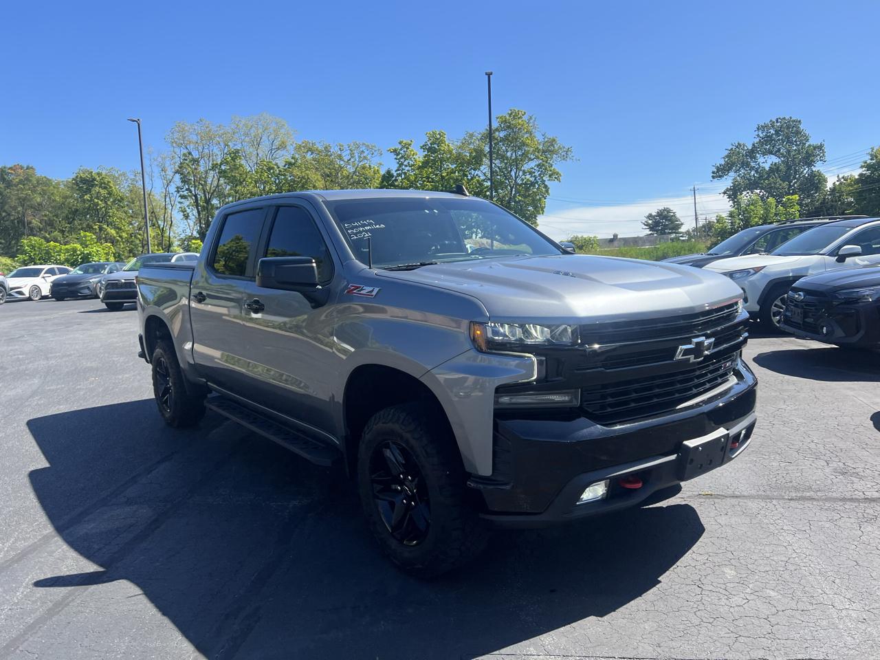 Chevrolet Silverado 1500 4WD Crew Cab 147" LT Trail Boss 2021