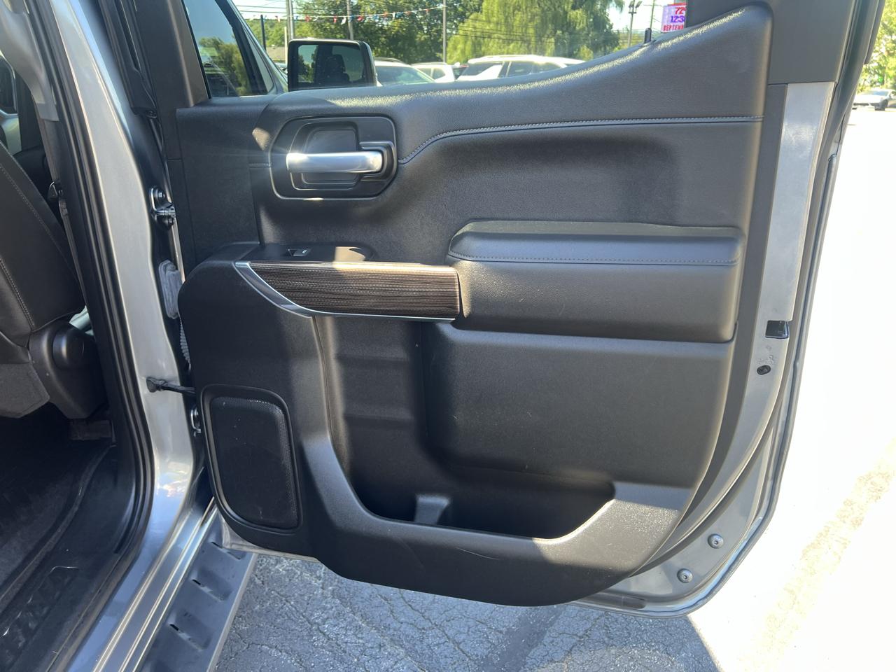 Chevrolet Silverado 1500 4WD Crew Cab 147" LT Trail Boss 2021