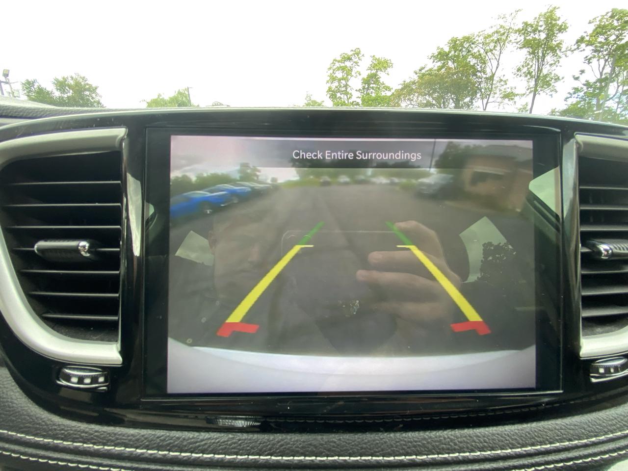 Chrysler Pacifica Hybrid Select FWD 2024