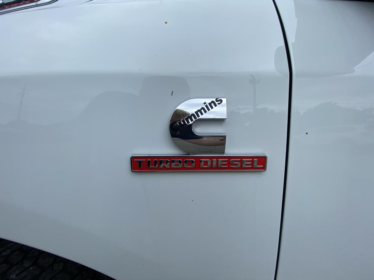 RAM 2500 Big Horn 4x4 Crew Cab 8' Box 2023