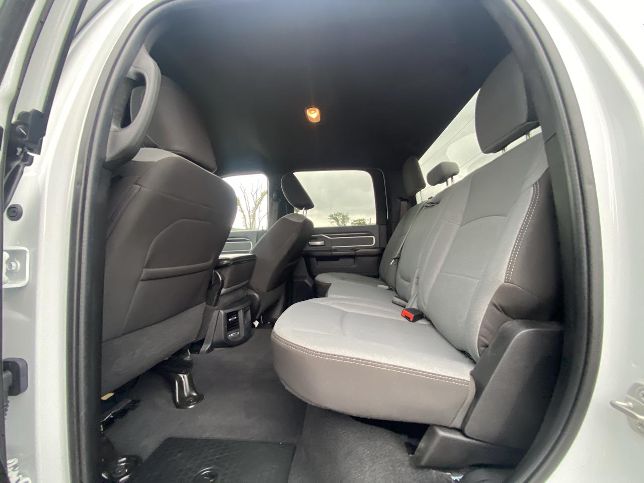 RAM 2500 Big Horn 4x4 Crew Cab 8' Box 2023