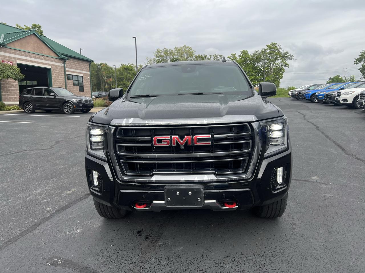 GMC Yukon XL 4WD 4dr AT4 2023