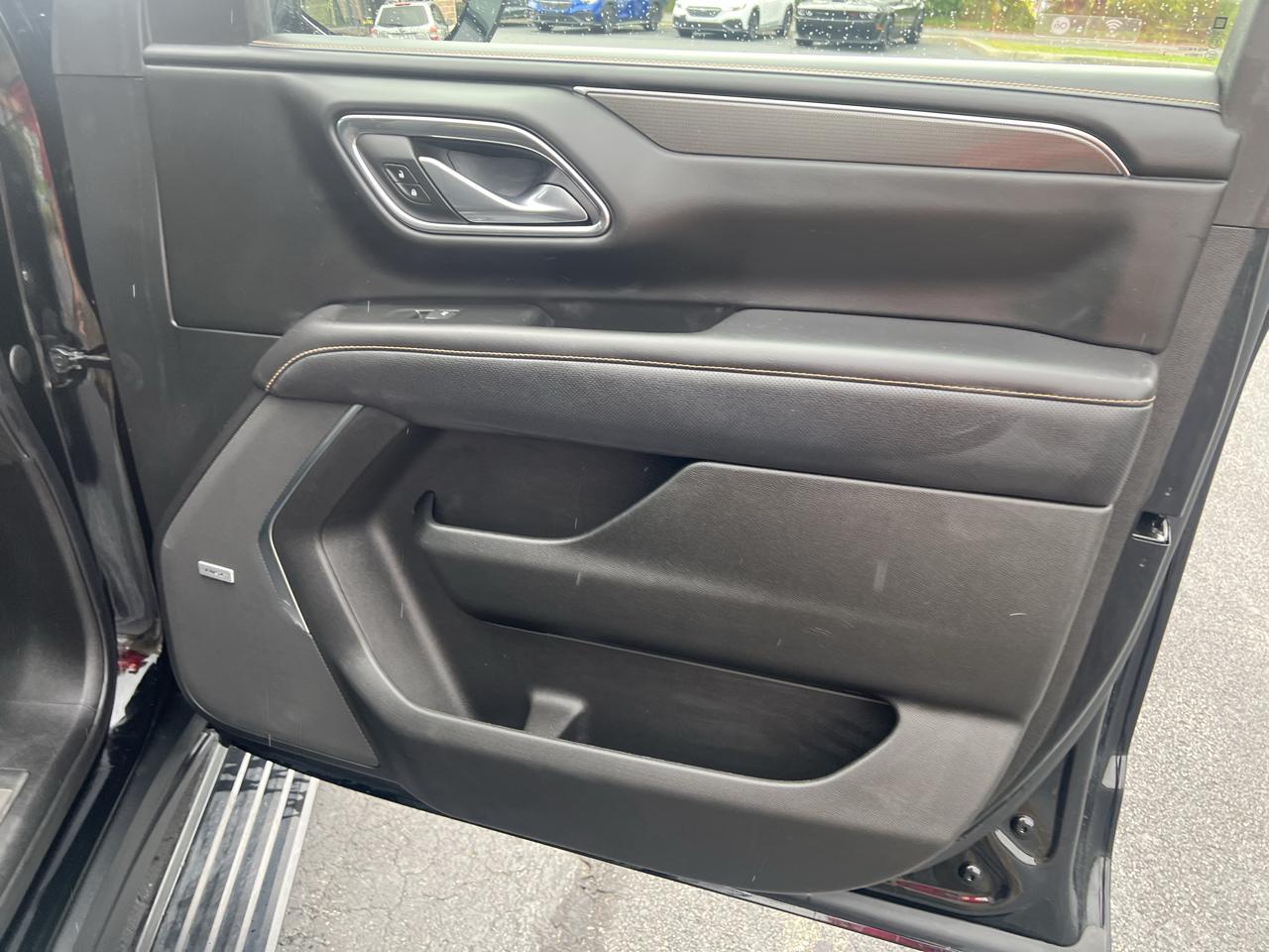 GMC Yukon XL 4WD 4dr AT4 2023