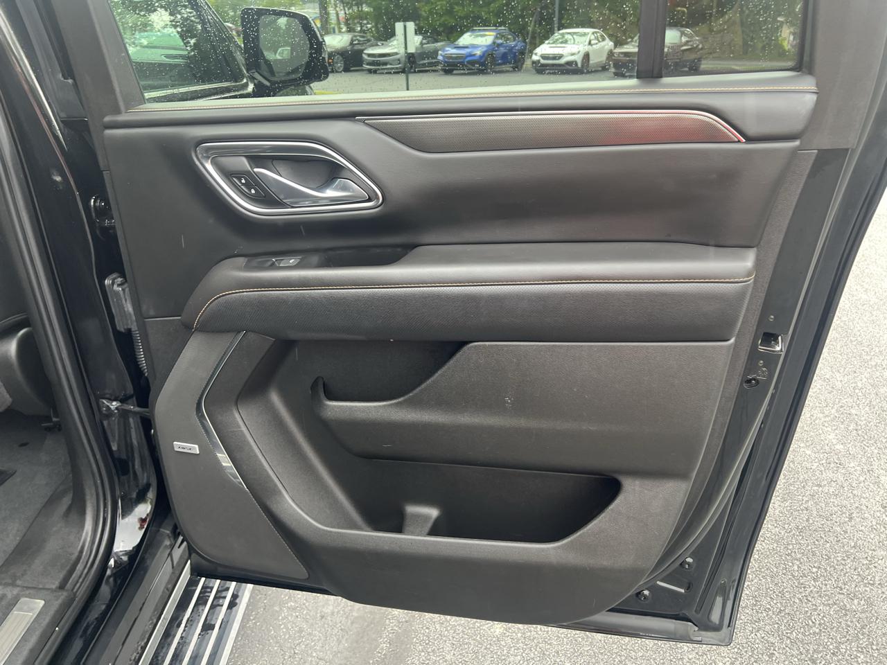 GMC Yukon XL 4WD 4dr AT4 2023