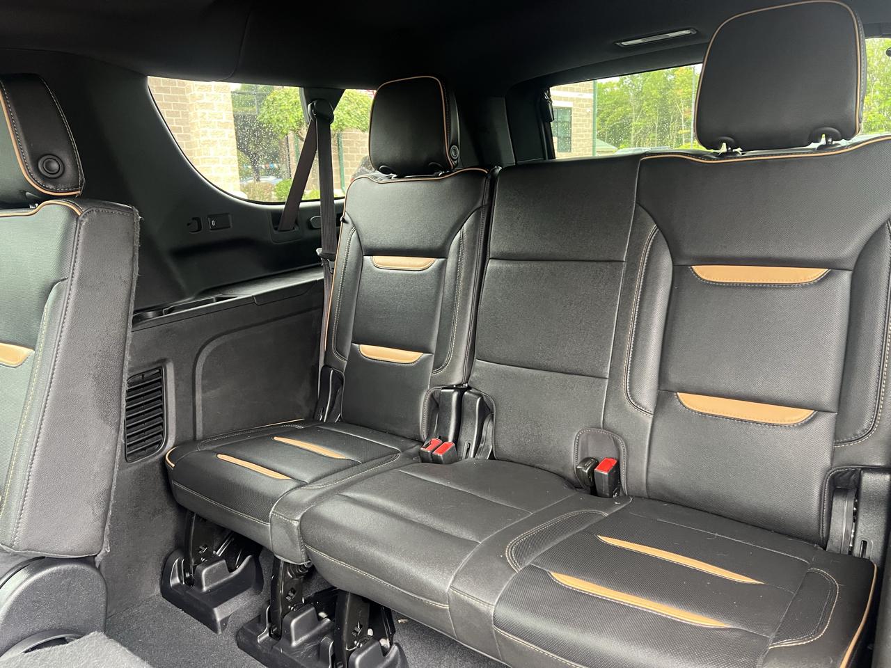 GMC Yukon XL 4WD 4dr AT4 2023