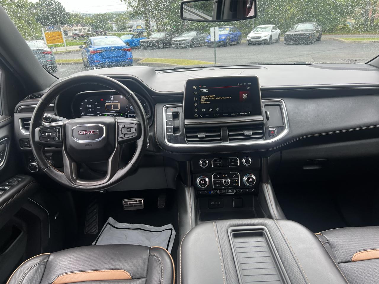 GMC Yukon XL 4WD 4dr AT4 2023