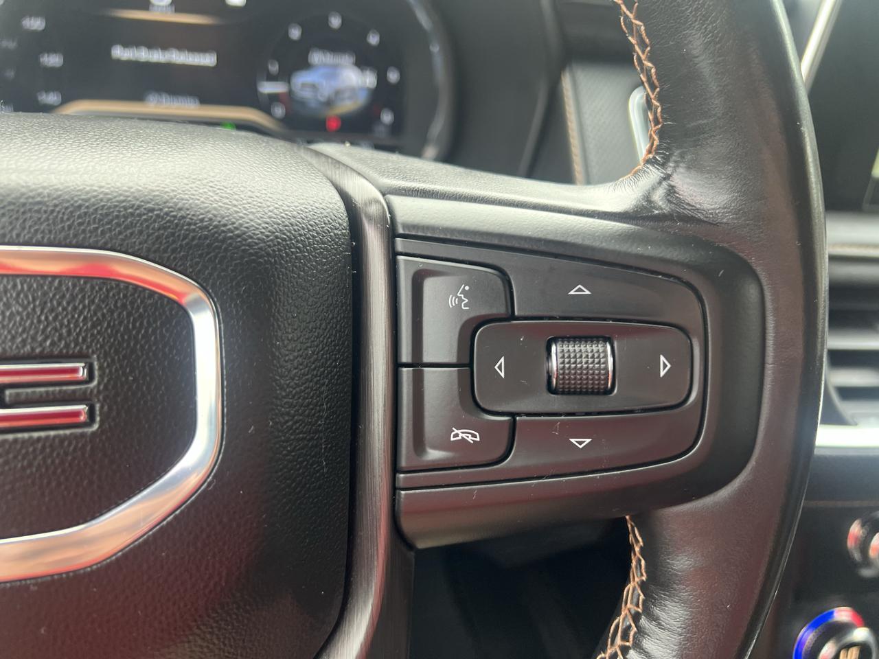 GMC Yukon XL 4WD 4dr AT4 2023