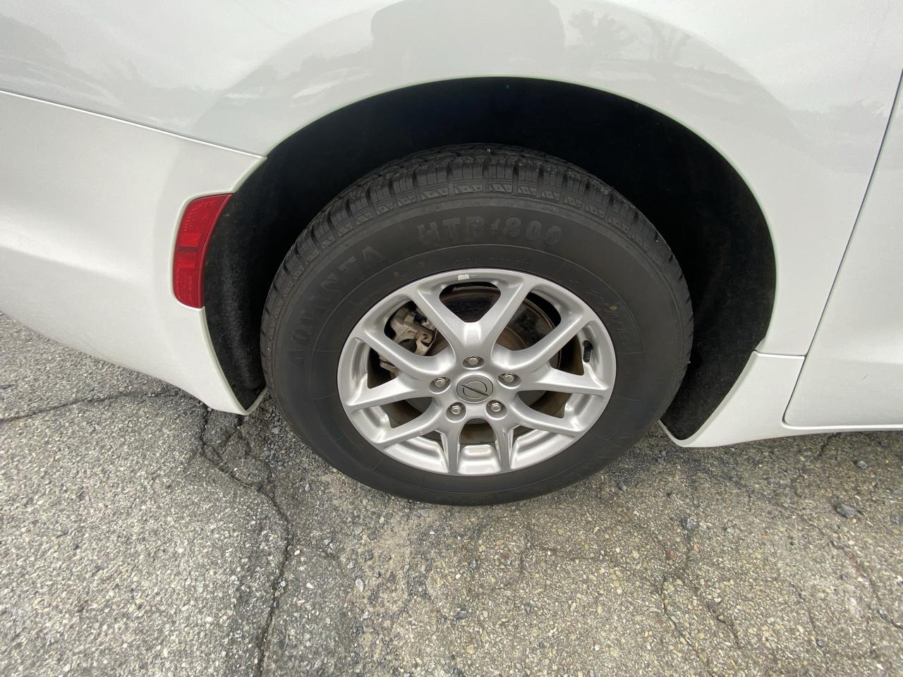 Chrysler Pacifica Touring L FWD 2023