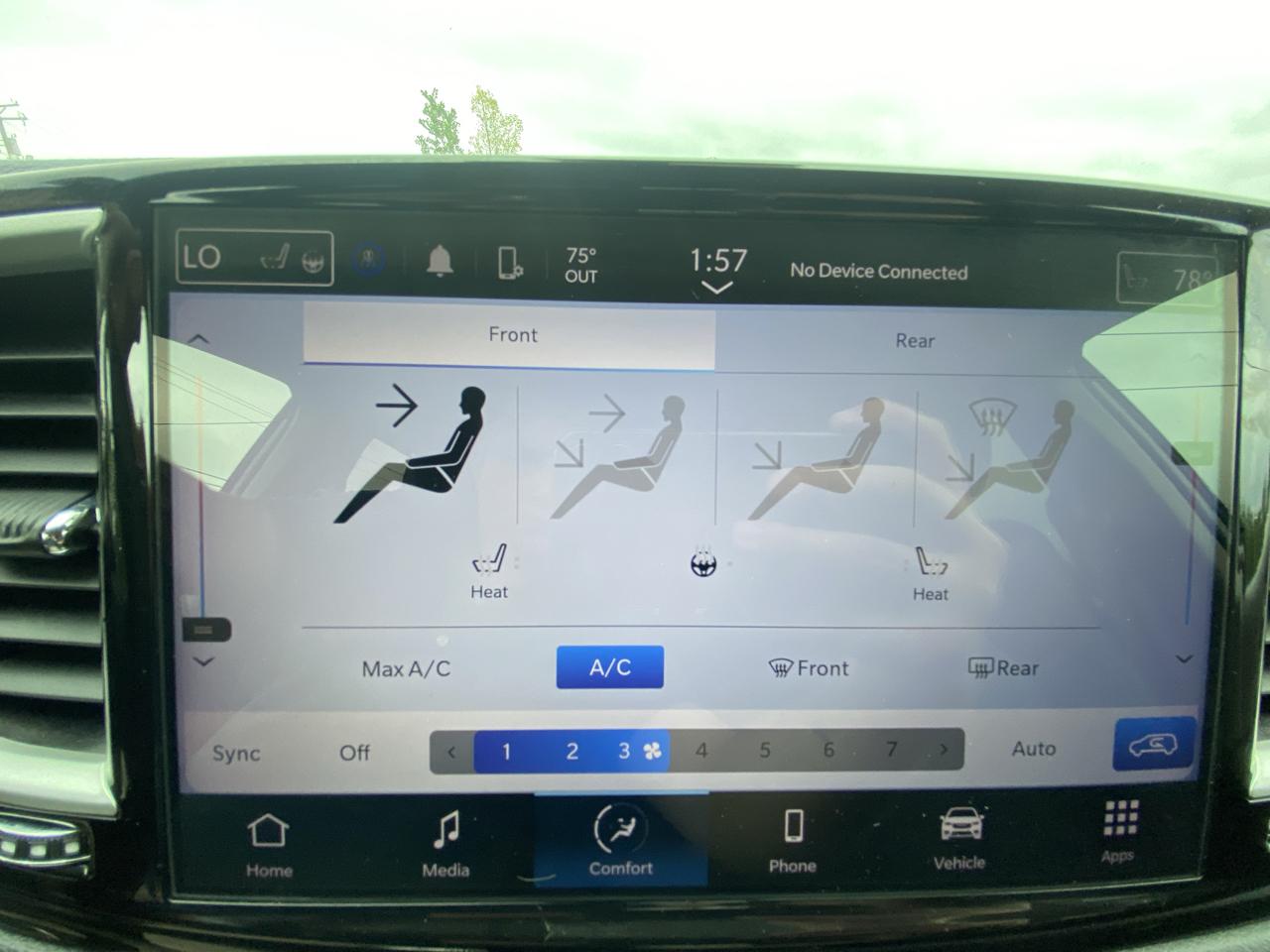 Chrysler Pacifica Touring L FWD 2023