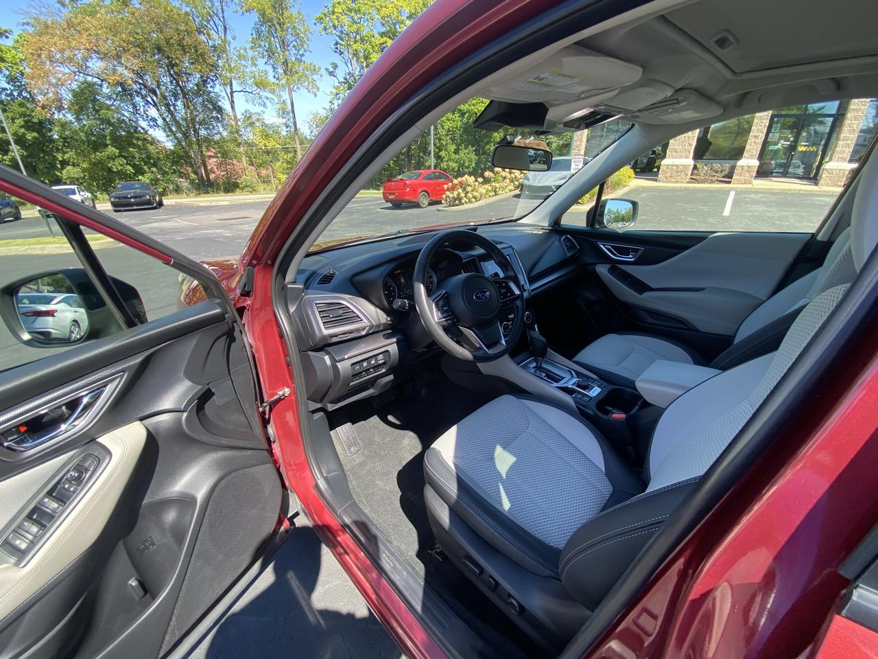 Subaru Forester Premium CVT 2022