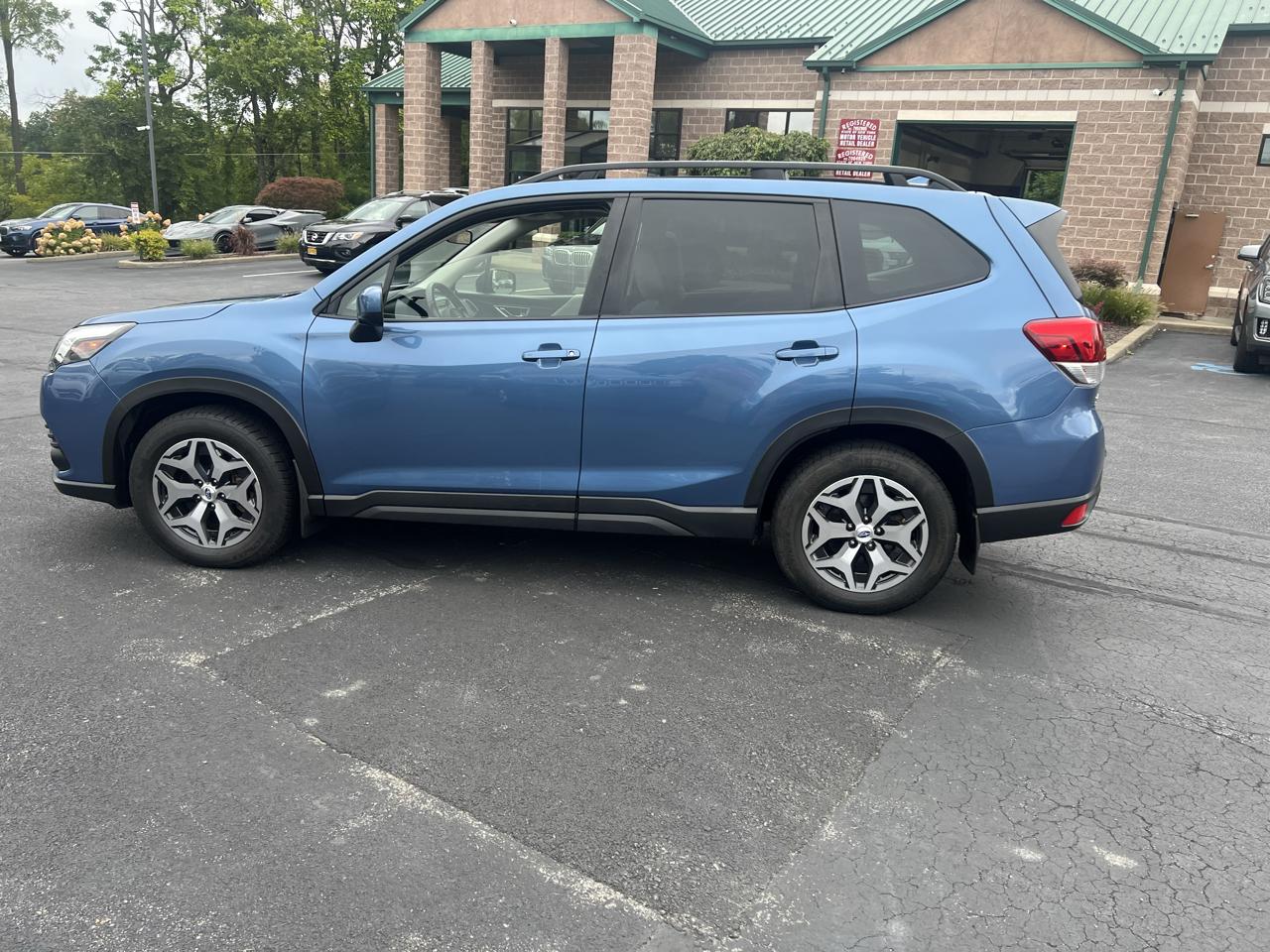 Subaru Forester Premium CVT 2023