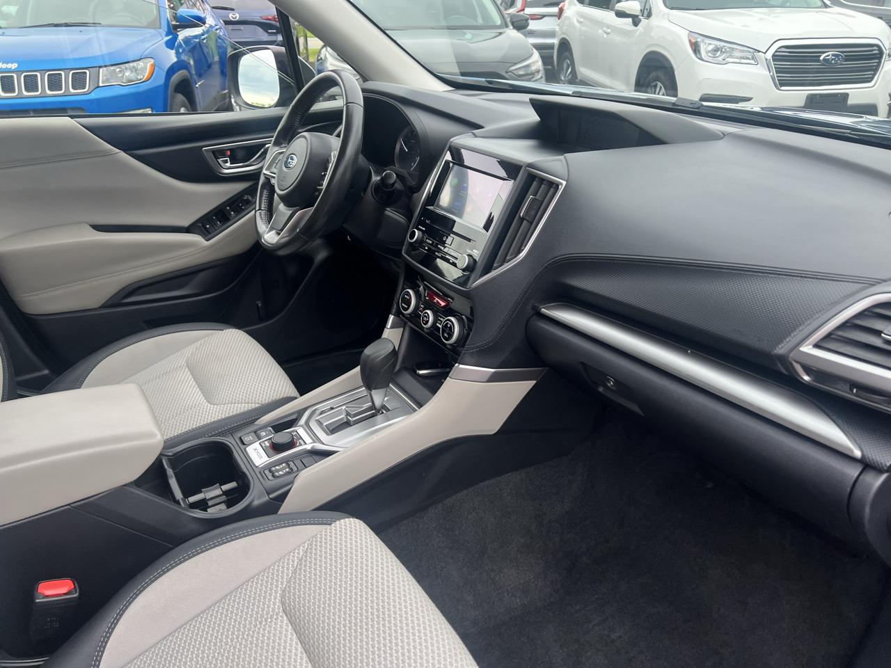 Subaru Forester Premium CVT 2023