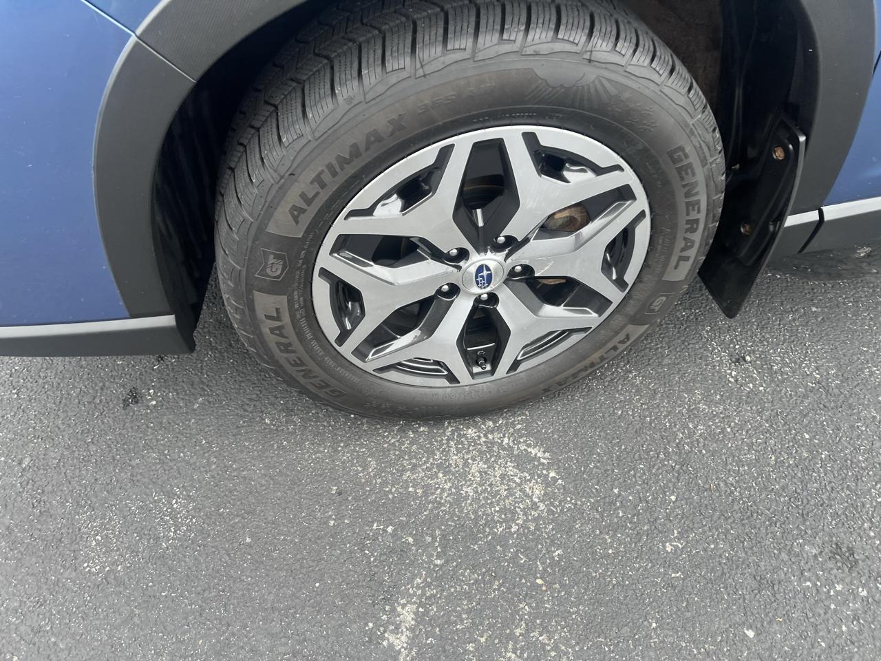 Subaru Forester Premium CVT 2023