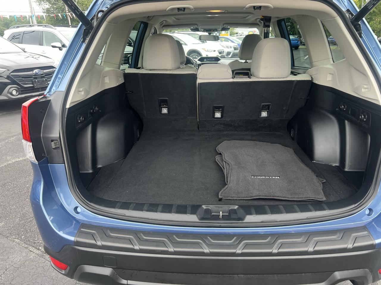 Subaru Forester Premium CVT 2023