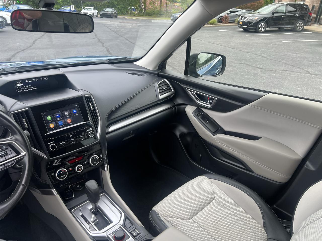 Subaru Forester Premium CVT 2023