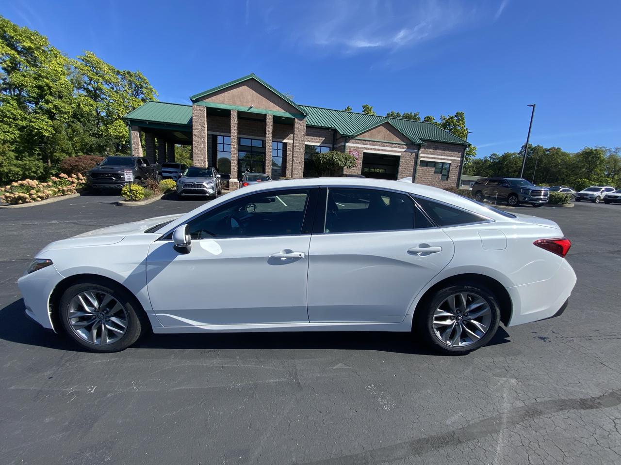 Toyota Avalon XLE (Natl) 2019