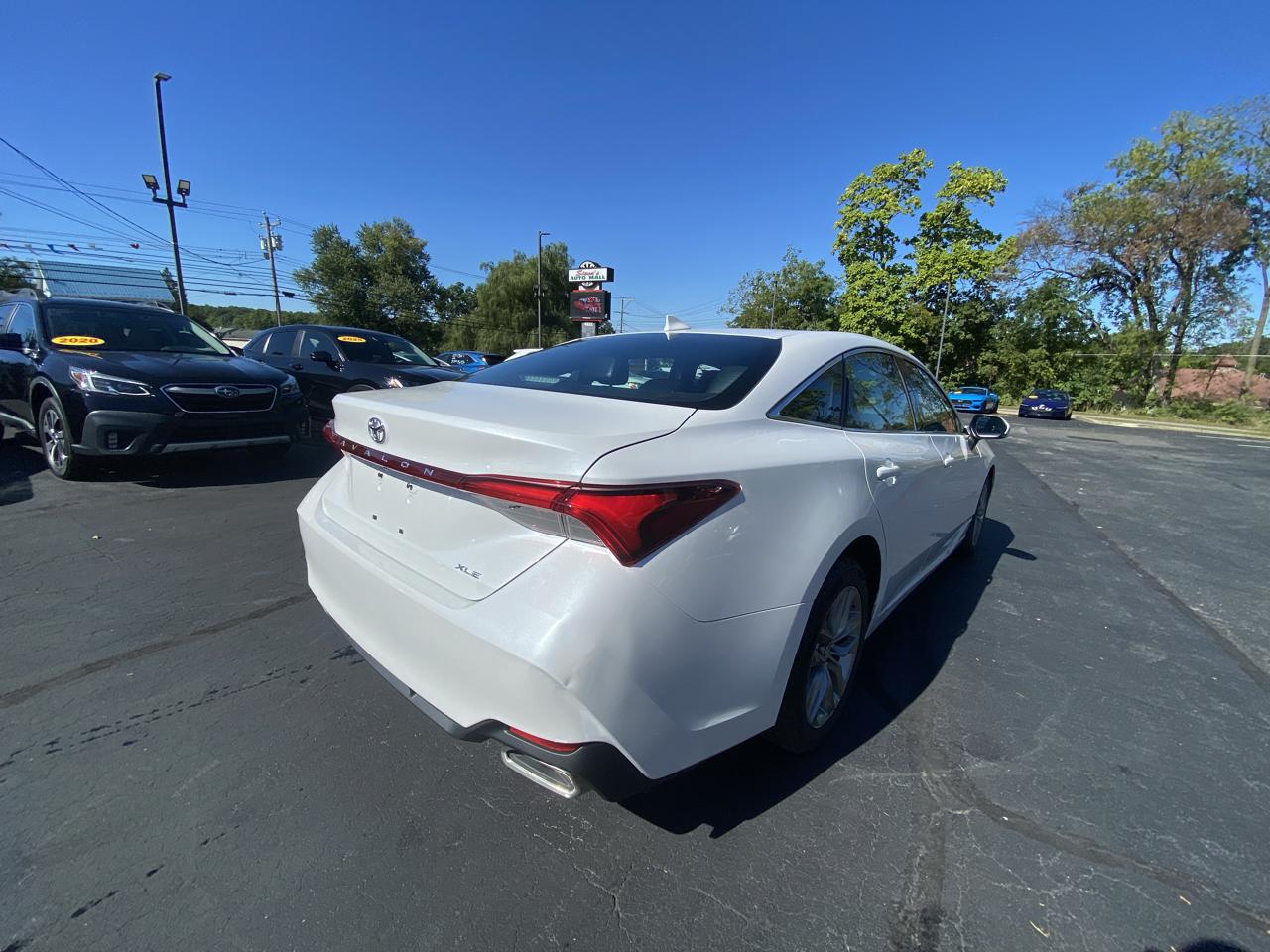 Toyota Avalon XLE (Natl) 2019