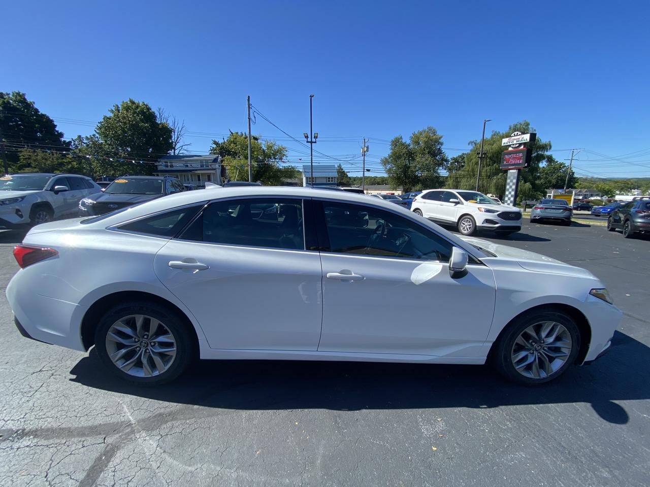 Toyota Avalon XLE (Natl) 2019