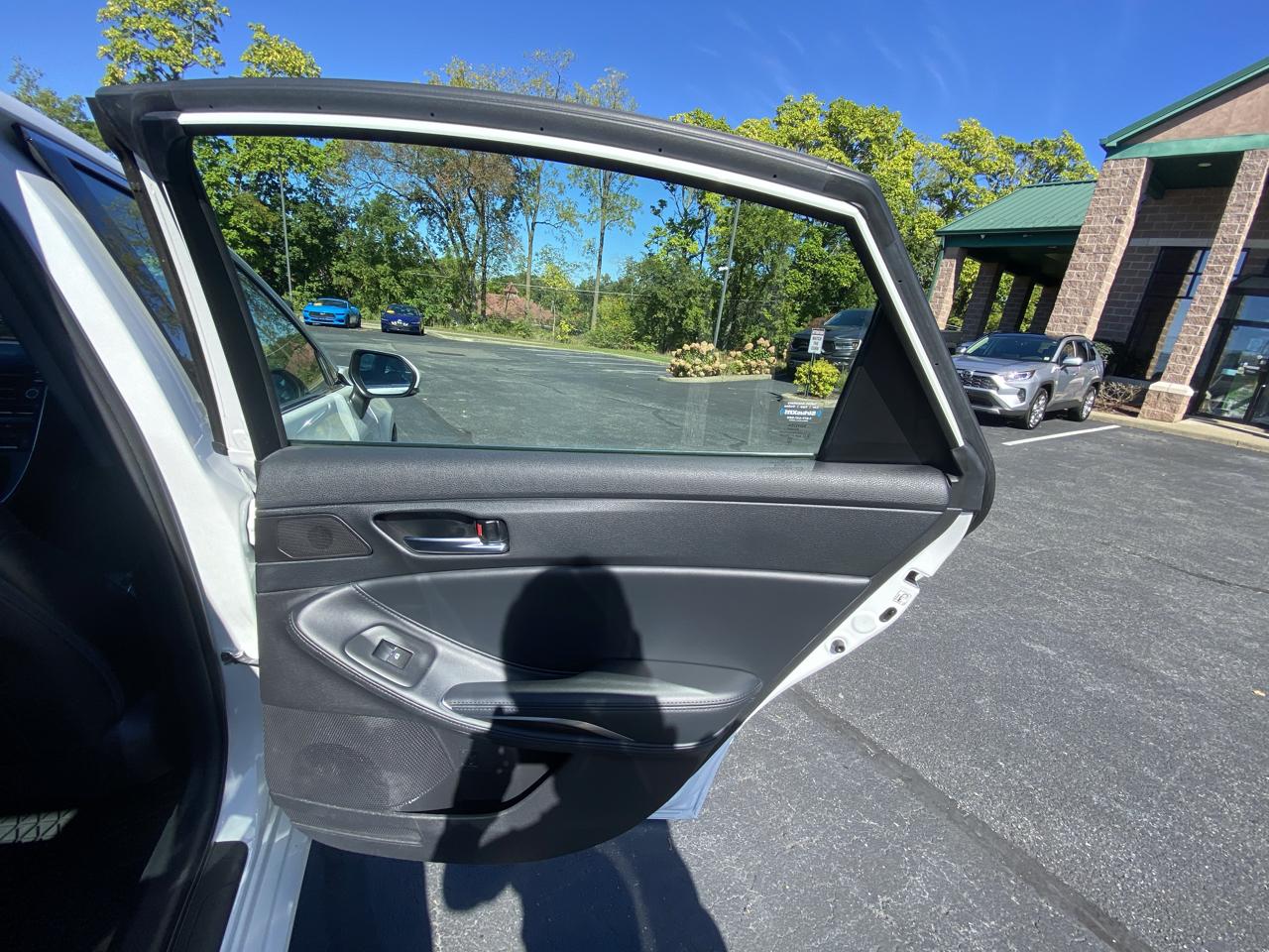 Toyota Avalon XLE (Natl) 2019