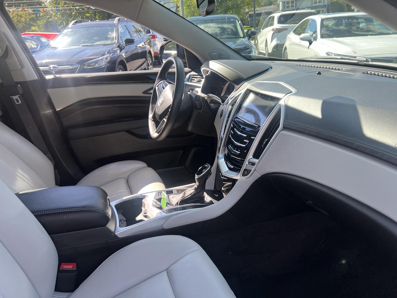 Cadillac SRX AWD 4dr Luxury Collection 2016