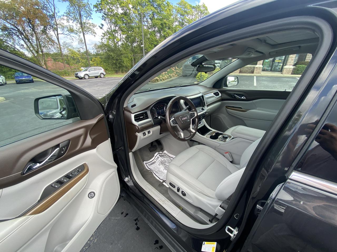 GMC Acadia AWD 4dr SLE 2020