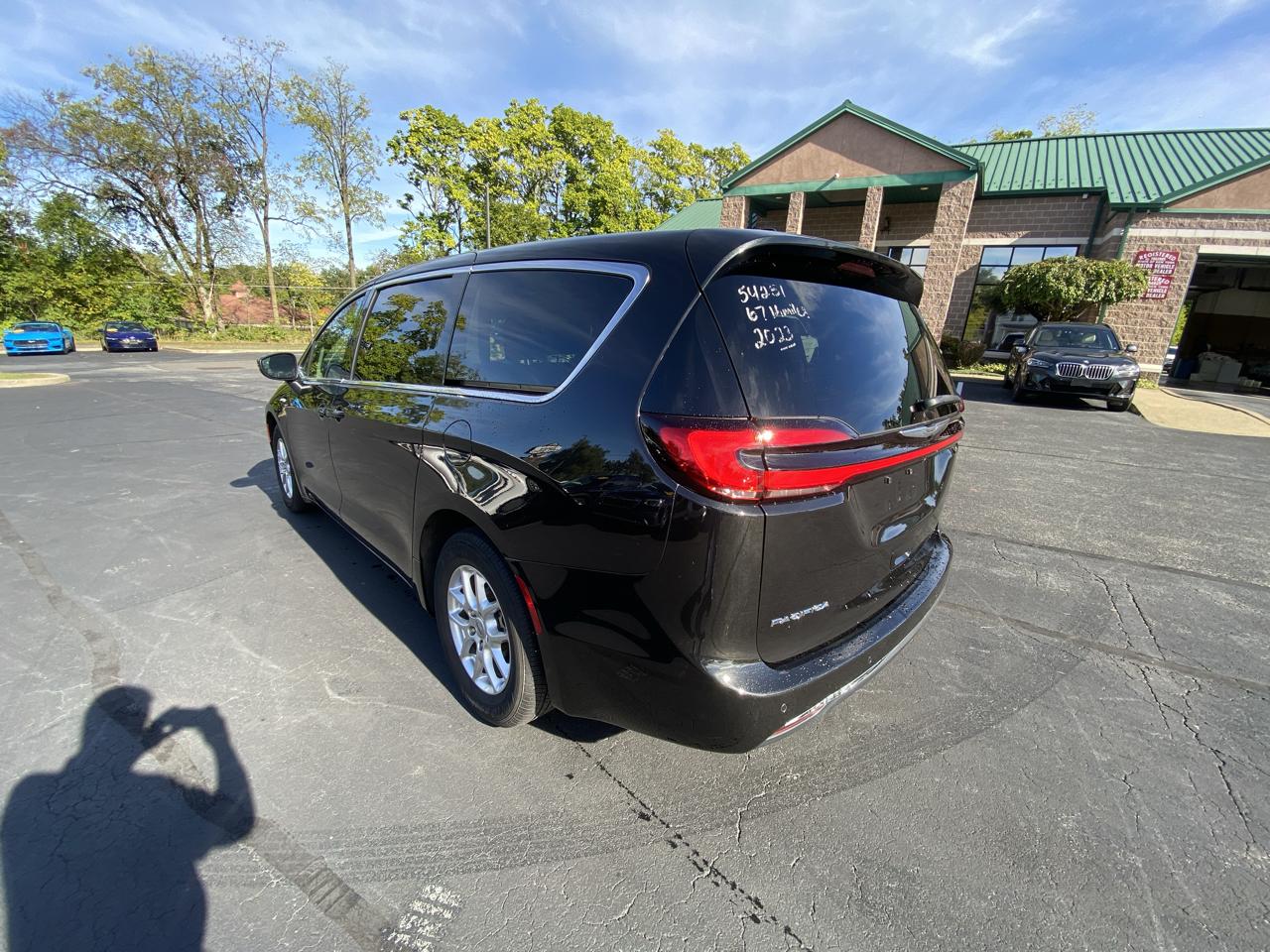 Chrysler Pacifica Touring L FWD 2023
