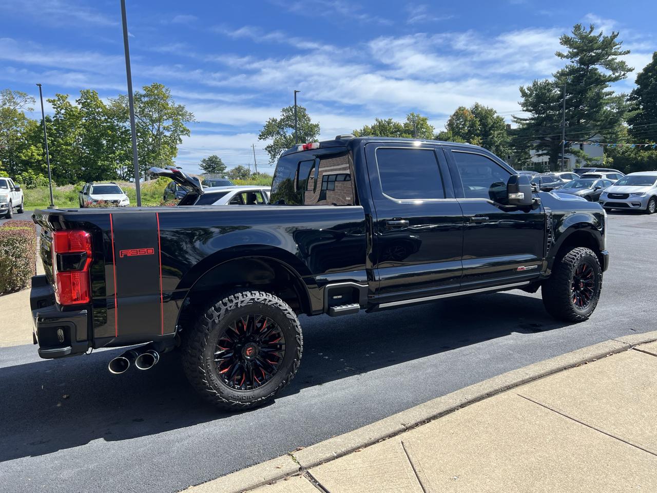 Ford Super Duty F-350 SRW Platinum 4WD Crew Cab 6.75' Box 2025