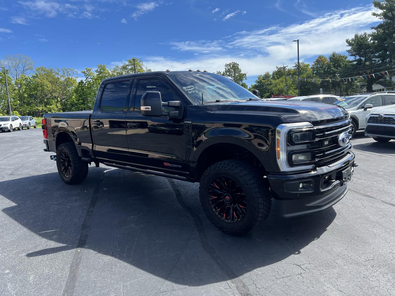 Ford Super Duty F-350 SRW Platinum 4WD Crew Cab 6.75' Box 2025