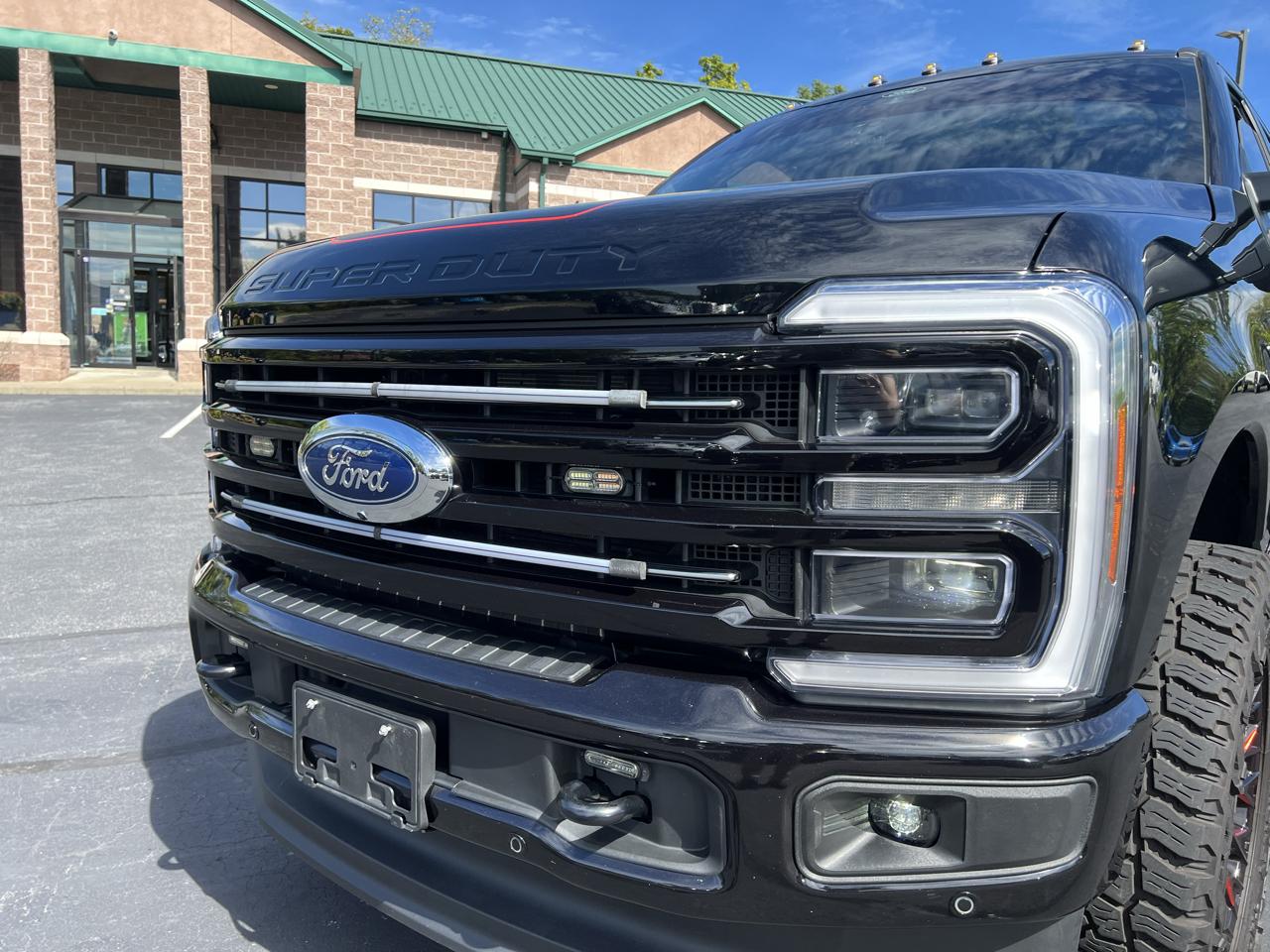 Ford Super Duty F-350 SRW Platinum 4WD Crew Cab 6.75' Box 2025