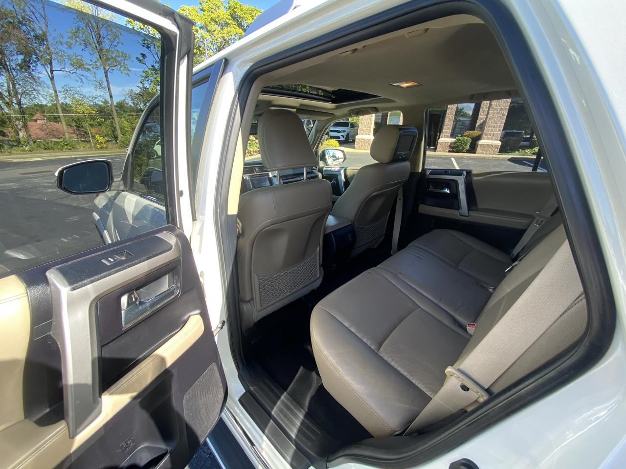 Toyota 4Runner 4WD 4dr V6 Limited (Natl) 2014