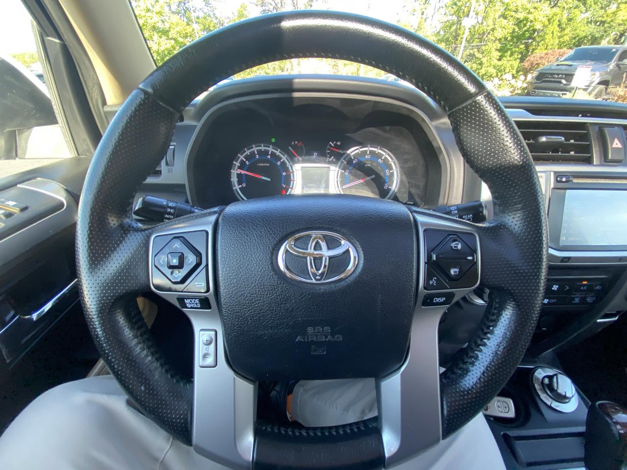 Toyota 4Runner 4WD 4dr V6 Limited (Natl) 2014