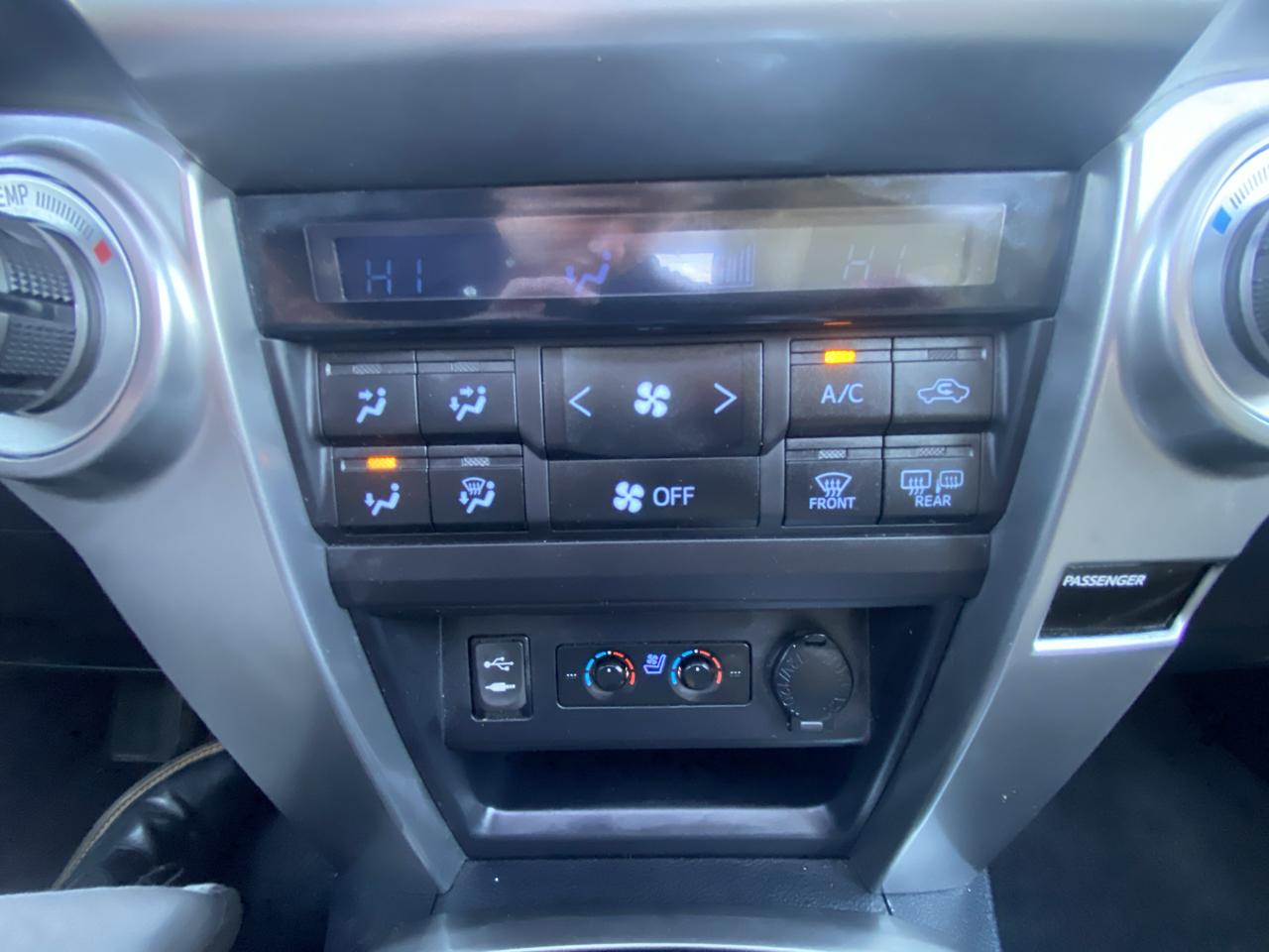Toyota 4Runner 4WD 4dr V6 Limited (Natl) 2014