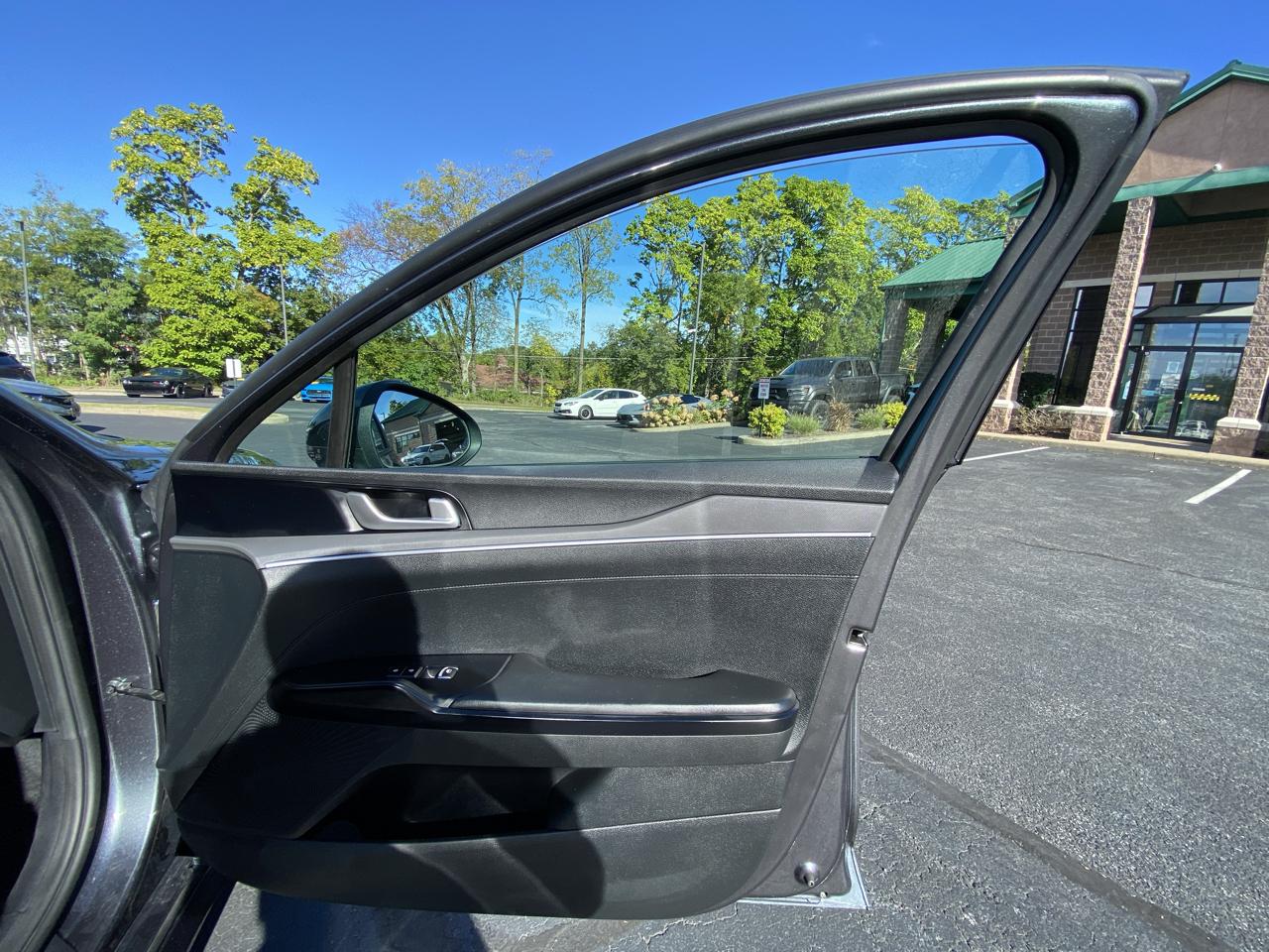 Kia K5 LXS Auto FWD 2021