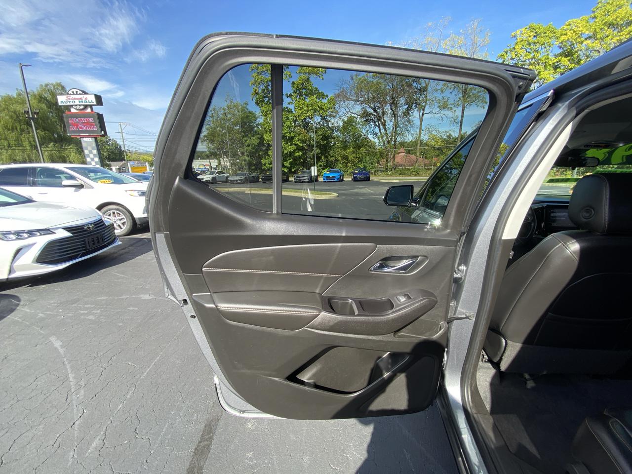 Chevrolet Traverse AWD 4dr LT Leather 2020