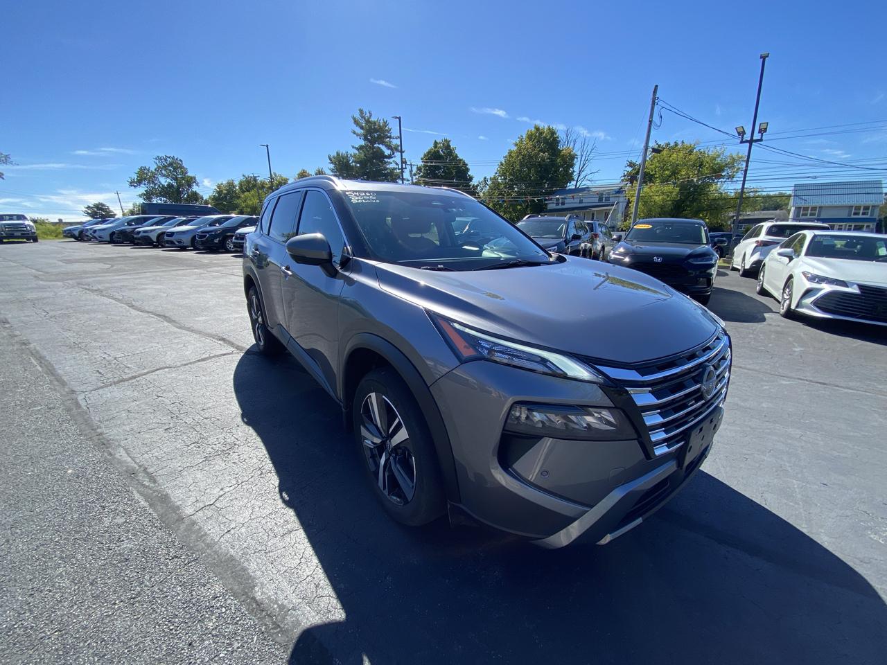 Nissan Rogue AWD SL 2025
