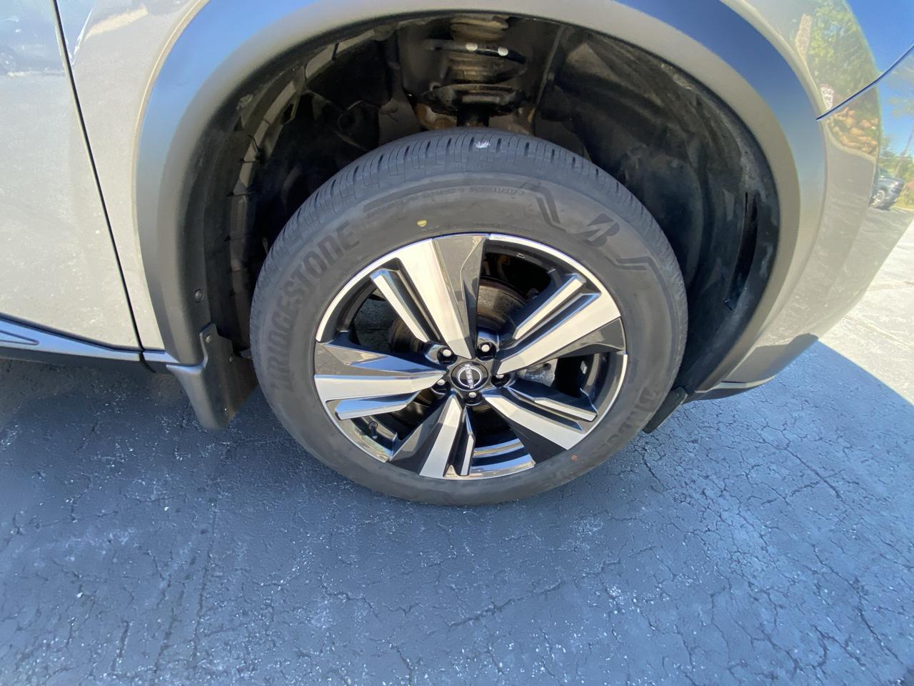 Nissan Rogue AWD SL 2025