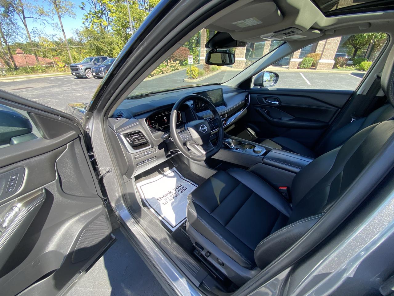 Nissan Rogue AWD SL 2025
