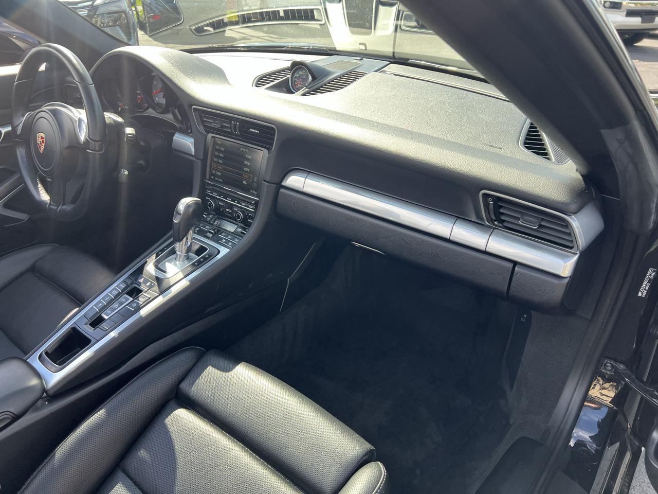 Porsche 911 2dr Cabriolet Carrera 4S 2013