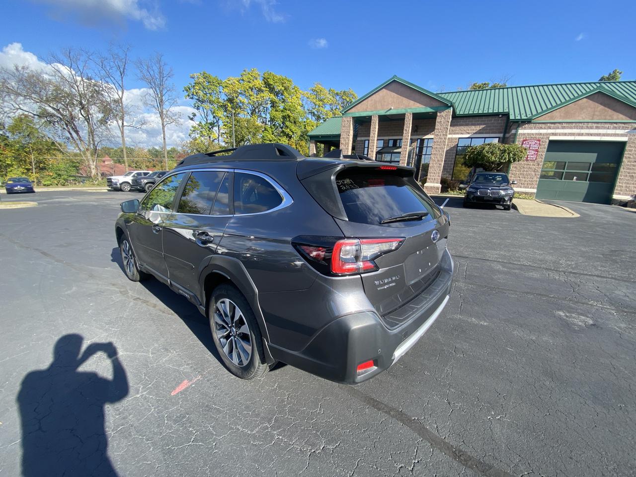 Subaru Outback Limited CVT 2023