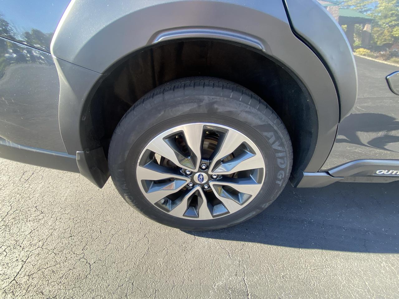 Subaru Outback Limited CVT 2023