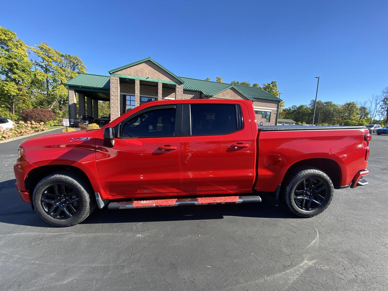 Chevrolet Silverado 1500 4WD Crew Cab 147" RST 2022